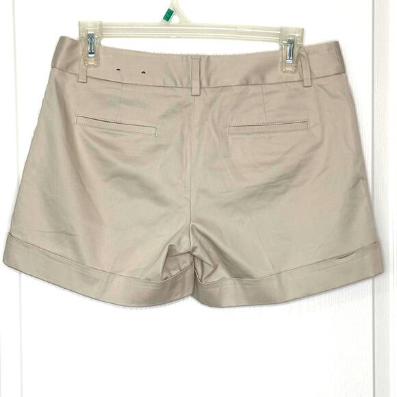 Express Wms 2 Tan Cuffed Editor Style Shorts Cuffed Pockets Neutral Summer - Picture 2 of 6